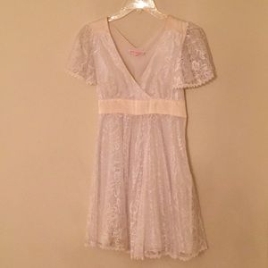 Betsey Johnson vintage cream & white dress, size 4